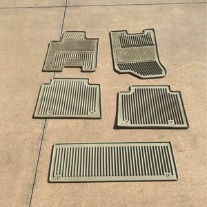 2016 Infinit QX80 all weather floor mats